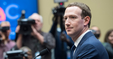 OpenGraph image for 9to5mac.com/2021/04/03/personal-data-from-over-500m-facebook-users-leaked-online/