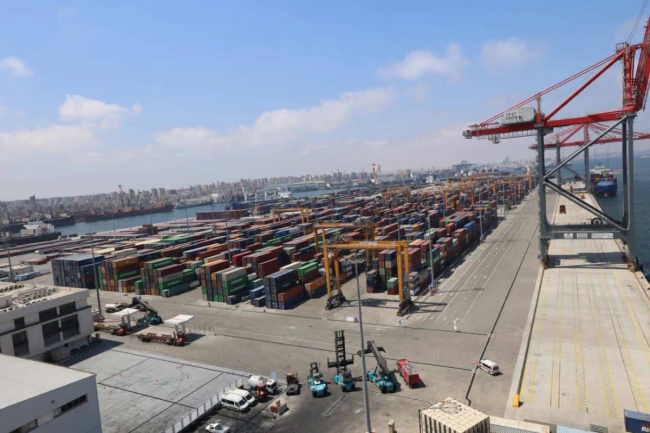 Preview image for: Egypt Ports Boost Trade Amid Hormuz Tensions