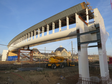 OpenGraph image for actu.fr/bretagne/saint-brieuc_22278/saint-brieuc-passerelle-la-gare-enfin-ouverte_13419870.html