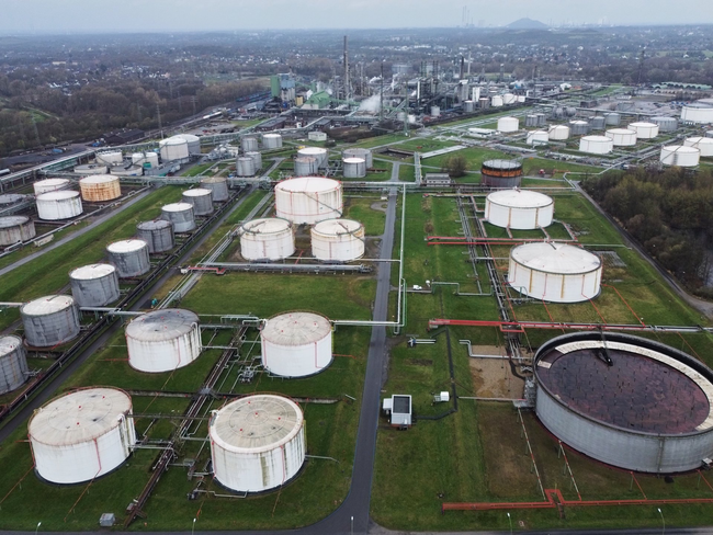 Preview image for: 1 Billion Barrels Lost in Oil Markets