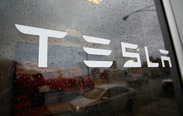 OpenGraph image for arstechnica.com/cars/2018/04/tesla-accused-of-improper-worker-safety-reports-calls-news-site-extremist/