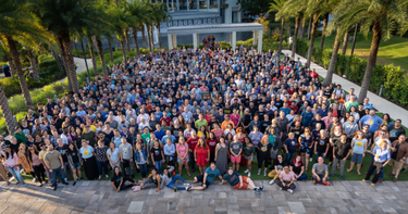 OpenGraph image for automattic.com/work-with-us/hiring-experience-wrangler/