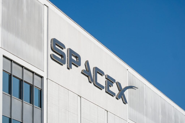 Preview image for: SpaceX AI Pentagon Deal Could Challenge Microsoft, Amazon - SpaceX (NASDAQ:SPCX)