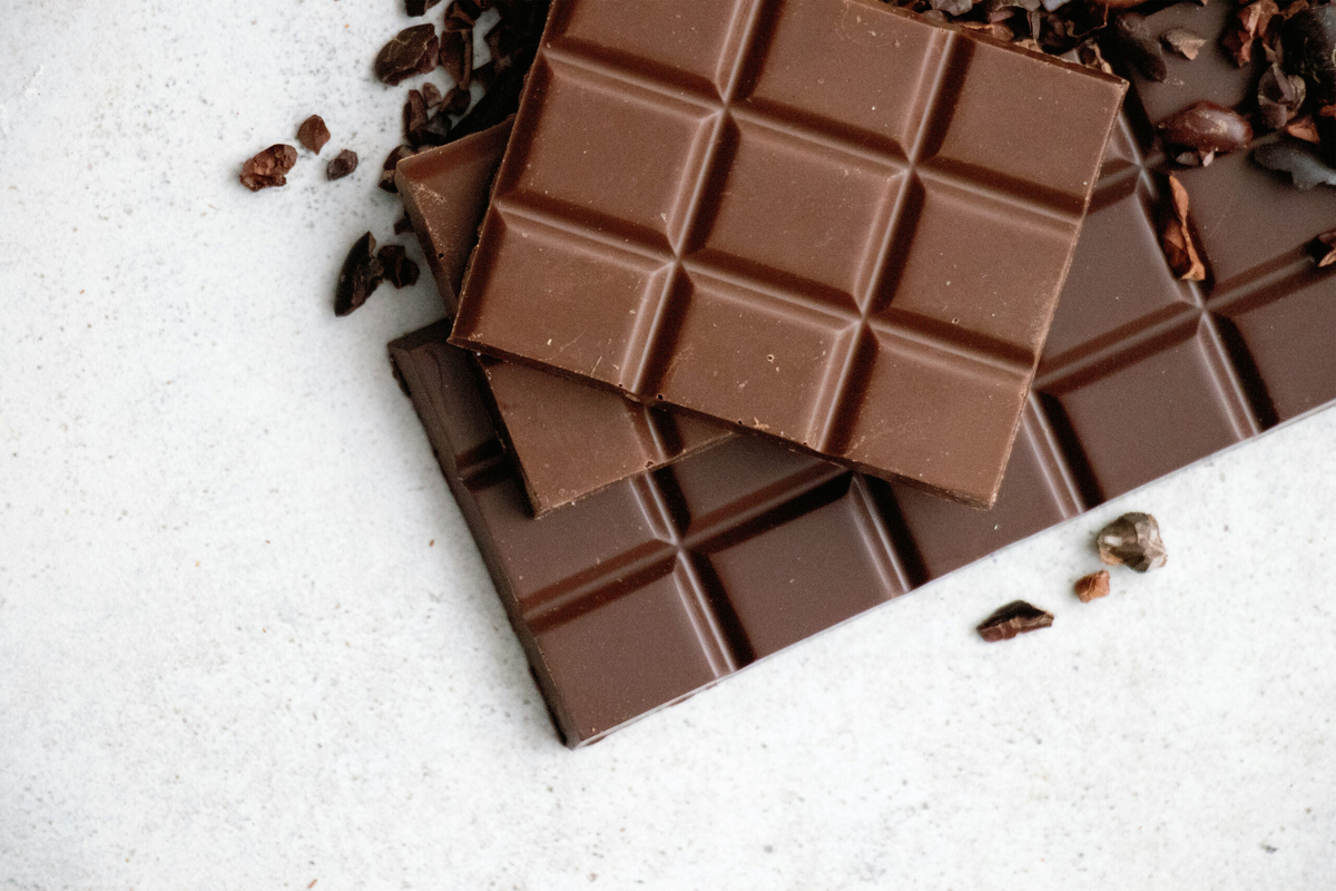 Why you crave chocolate on your period and truth behind hunger ...