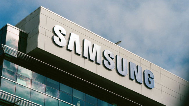 Preview image for: Samsung Earnings Miss AI Expectations, Chip Stocks Fall