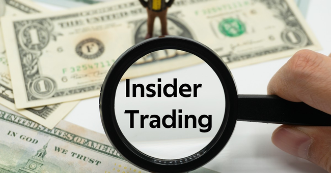Preview image for: US House Probes Crypto Insider Trading