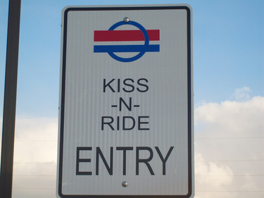 OpenGraph image for de.wikipedia.org/wiki/Kiss_and_ride