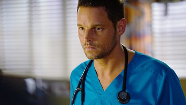 OpenGraph image for deadline.com/2020/01/justin-chambers-leaving-greys-anatomy-exit-15-years-16-seasons-alex-karev-abc-1202826876/