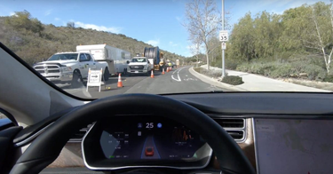 OpenGraph image for electrek.co/2018/03/19/tesla-autopilot-handle-construction-zone-new-update/