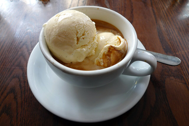 OpenGraph image for en.m.wikipedia.org/wiki/Affogato
