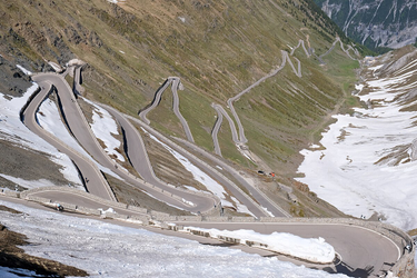 OpenGraph image for en.wikipedia.org/wiki/Stelvio_Pass
