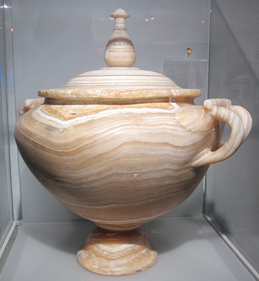 OpenGraph image for en.wikipedia.org/wiki/Urn