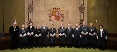 OpenGraph image for english.vilaweb.cat/noticies/how-spain-uses-its-constitutional-court-to-prevent-europe-from-protecting-the-rights-of-catalonias-political-prisoners/
