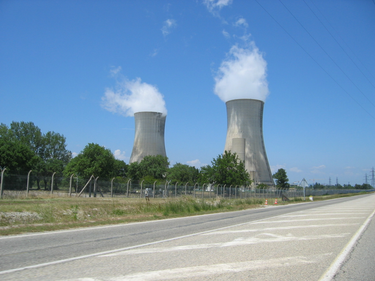 OpenGraph image for fr.wikipedia.org/wiki/Enrichissement_de_l%27uranium_en_France#Enrichissement_pour_le_nucl%C3%A9aire_militaire_:_Pierrelatte_(1958-1996)