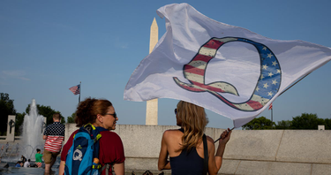 OpenGraph image for gen.medium.com/nazi-hippies-when-the-new-age-and-far-right-overlap-d1a6ddcd7be4?source=social.tw