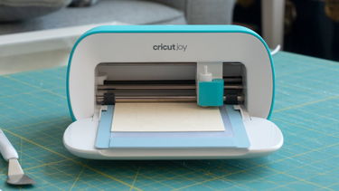 OpenGraph image for gizmodo.com/cricut-now-wants-users-to-pay-extra-for-unlimited-use-o-1846477745