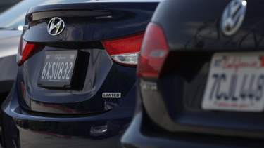 OpenGraph image for gizmodo.com/security-researcher-s-null-vanity-plates-cause-glitch-1837206261