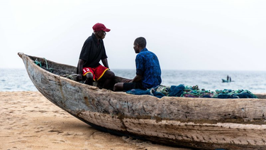 OpenGraph image for globalvoices.org/2020/07/22/liberian-fishing-communities-stand-up-to-chinese-supertrawlers