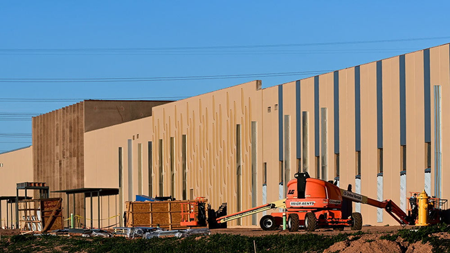 Preview image for: Data Center Builders' Earnings Tested