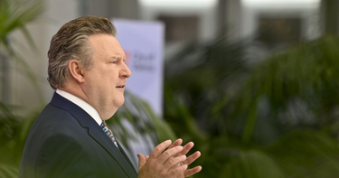 OpenGraph image for kurier.at/chronik/wien/lobautunnel-evaluierung-ludwig-droht-mit-klage/401432386