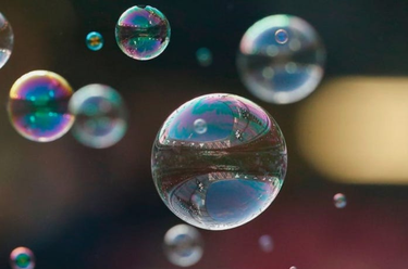 OpenGraph image for medianut.substack.com/p/the-newsletter-bubble-grows