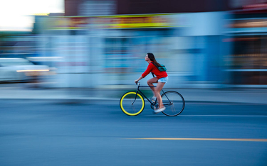 OpenGraph image for medium.com/@tchebotarev/speed-as-a-feature-2e0fb3a59dd6