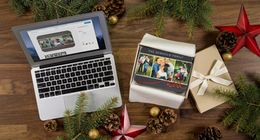OpenGraph image for medium.com/whcc/design-order-whcc-holiday-cards-right-in-your-browser-9c6cdb8a6c4e