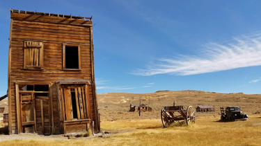 OpenGraph image for mobiledevmemo.com/the-problem-with-app-annie-or-is-the-wild-west-of-mobile-being-tamed/