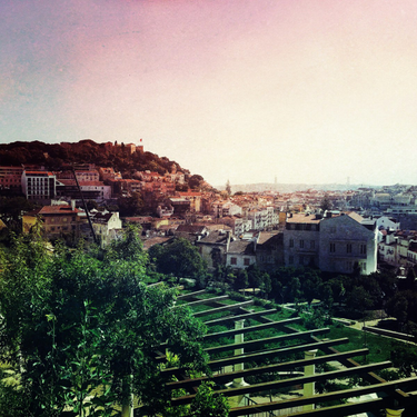 OpenGraph image for photo.cate.blog/2017/05/castle-on-a-hill-%f0%9f%87%b5%f0%9f%87%b9/