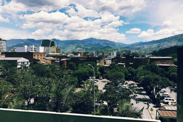 OpenGraph image for photo.cate.blog/2017/07/another-beautiful-day-in-medellin-%f0%9f%87%a8%f0%9f%87%b4/