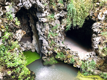 OpenGraph image for photo.cate.blog/2017/07/caves/