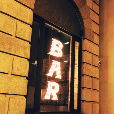 OpenGraph image for photo.cate.blog/2018/03/bar/