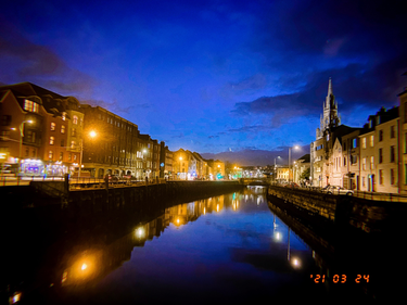 OpenGraph image for photo.cate.blog/2021/03/dusk-in-cork-city-%f0%9f%87%ae%f0%9f%87%aa/