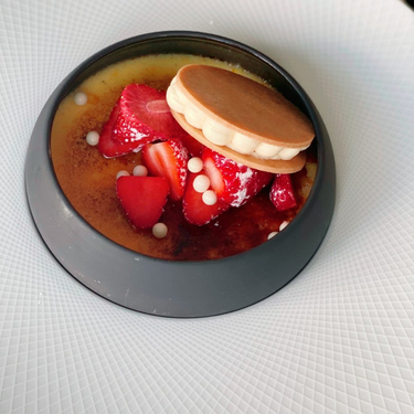 OpenGraph image for photo.cate.blog/2021/07/%f0%9f%8d%93/