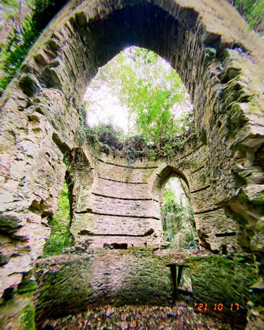 OpenGraph image for photo.cate.blog/2021/10/ruin-%f0%9f%a7%b1/