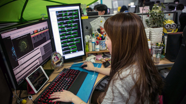 OpenGraph image for restofworld.org/2020/south-korea-women-who-code/?utm_medium=Social&utm_source=Twitter#Echobox=1593516709