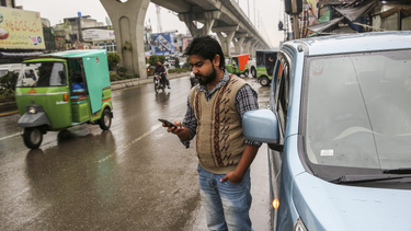 OpenGraph image for restofworld.org/2023/indrive-pakistan-drivers-underpaid/