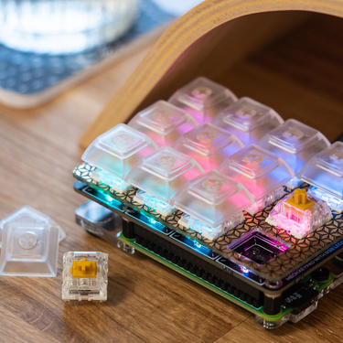 OpenGraph image for shop.pimoroni.com/products/keybow?variant=21246333419603