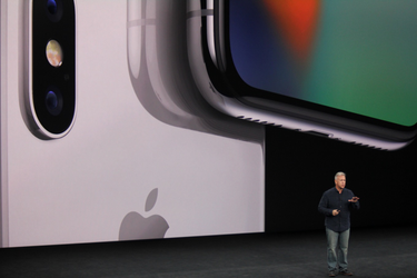 OpenGraph image for sixcolors.com/post/2017/09/gartenberg-apple-raises-the-bar/