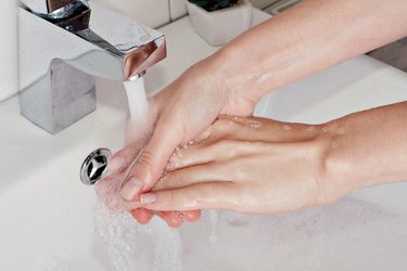 OpenGraph image for slate.com/technology/2020/02/women-hand-washing-more-than-men-why-coronavirus.html