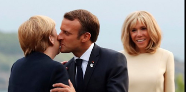 OpenGraph image for theconversation.com/do-you-greet-friends-and-family-with-a-kiss-if-so-how-124917