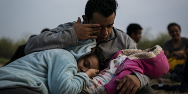 OpenGraph image for theintercept.com/2019/12/28/book-review-immigration-detention-history-policy/
