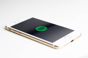 OpenGraph image for theplatformlaw.blog/2021/04/30/eu-sends-apple-statement-of-objections-music-streaming-services/