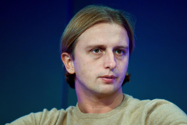 OpenGraph image for uk.finance.yahoo.com/news/1-7bn-startup-revoluts-bank-plans-face-tough-culture-questions-063024439.html
