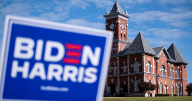 OpenGraph image for ajc.com/politics/politics-blog/heart-of-john-lewis-district-deals-blow-to-trump/BCMMSU4ZJFD73AL6MPJCCRPQQM/