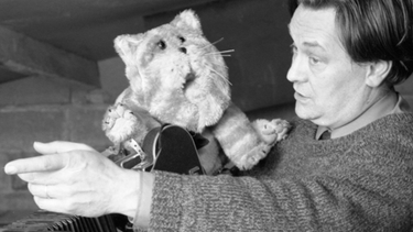 OpenGraph image for bbc.com/historyofthebbc/anniversaries/february/bagpuss