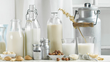 OpenGraph image for bfmtv.com/economie/danone-lance-un-kit-pour-faire-ses-yaourts-maison_AN-202010260119.html