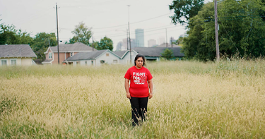 OpenGraph image for bloomberg.com/graphics/2020-the-fleecing-of-the-american-worker/
