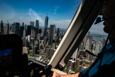 OpenGraph image for bloomberg.com/news/articles/2019-11-23/uber-helicopter-rides-to-jfk-were-briefly-cheaper-than-its-cars
