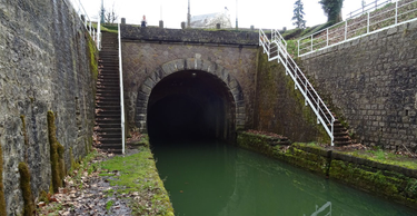 OpenGraph image for burgundy-canal.com/monument-tunnel/